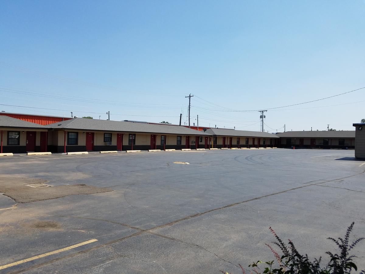 Budget Inn Chickasha Buitenkant foto